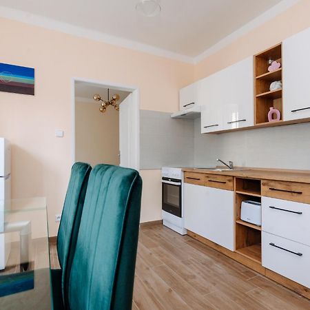 Apartments Tgm 11 Κάρλοβι Βάρι Εξωτερικό φωτογραφία