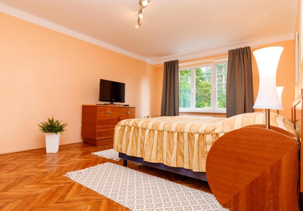 Apartments Tgm 11 Κάρλοβι Βάρι Εξωτερικό φωτογραφία