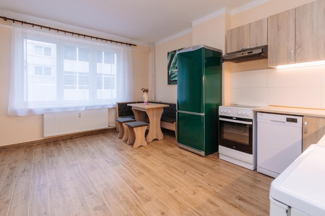 Apartments Tgm 11 Κάρλοβι Βάρι Εξωτερικό φωτογραφία