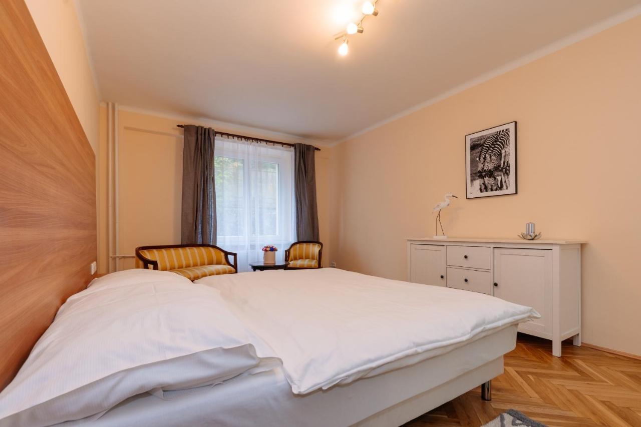 Apartments Tgm 11 Κάρλοβι Βάρι Εξωτερικό φωτογραφία