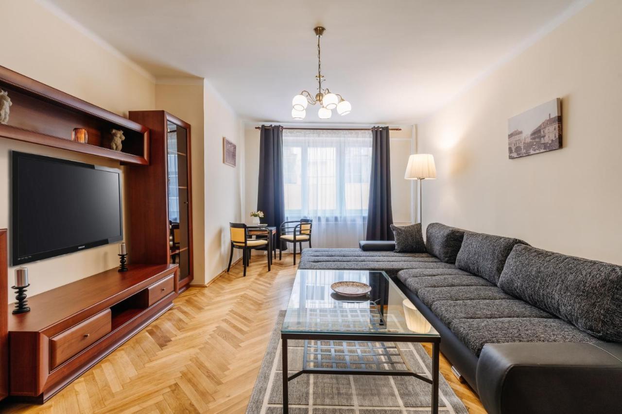Apartments Tgm 11 Κάρλοβι Βάρι Εξωτερικό φωτογραφία