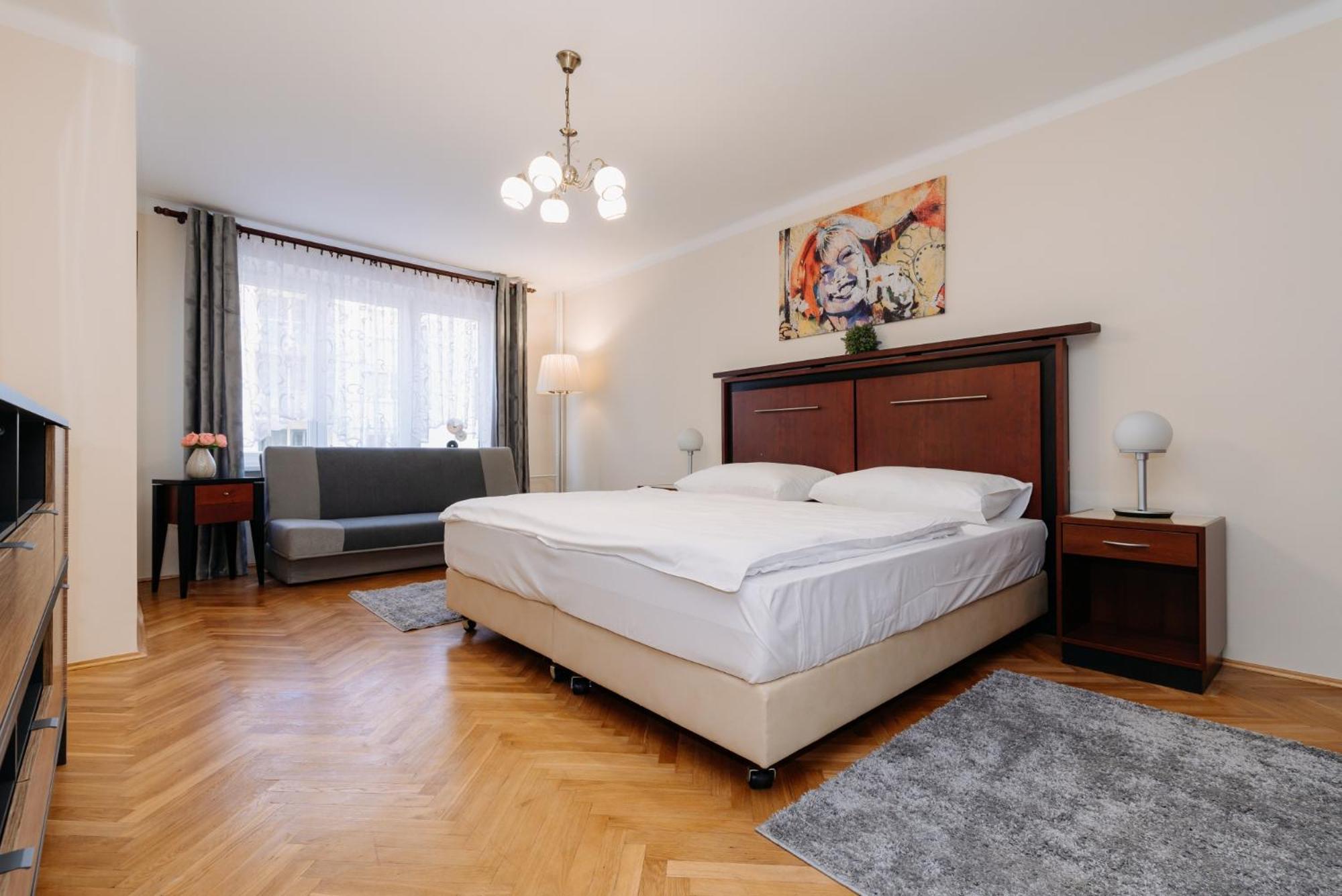 Apartments Tgm 11 Κάρλοβι Βάρι Εξωτερικό φωτογραφία