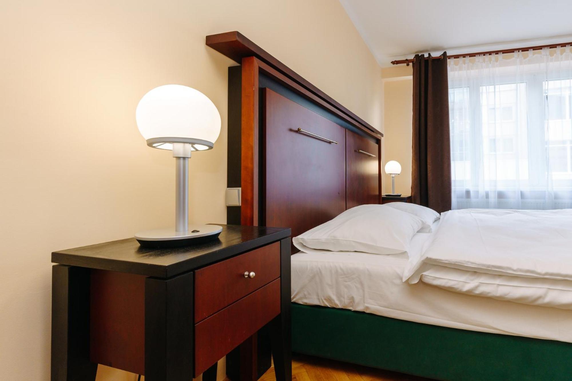 Apartments Tgm 11 Κάρλοβι Βάρι Δωμάτιο φωτογραφία