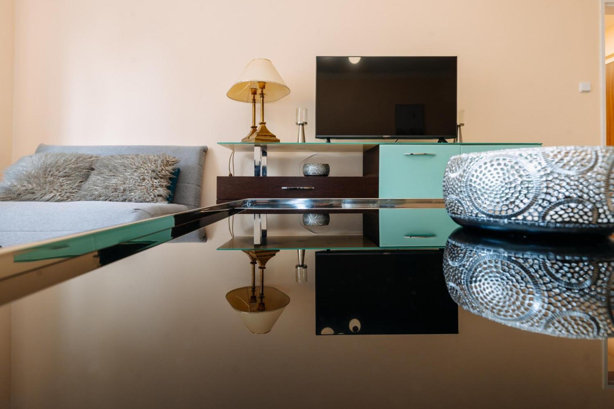 Apartments Tgm 11 Κάρλοβι Βάρι Εξωτερικό φωτογραφία